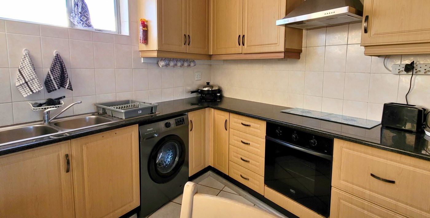 Top Deck Haven — kitchen